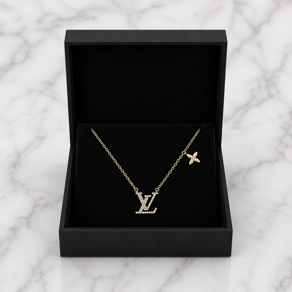 LOUIS VUITTON Gold Necklace