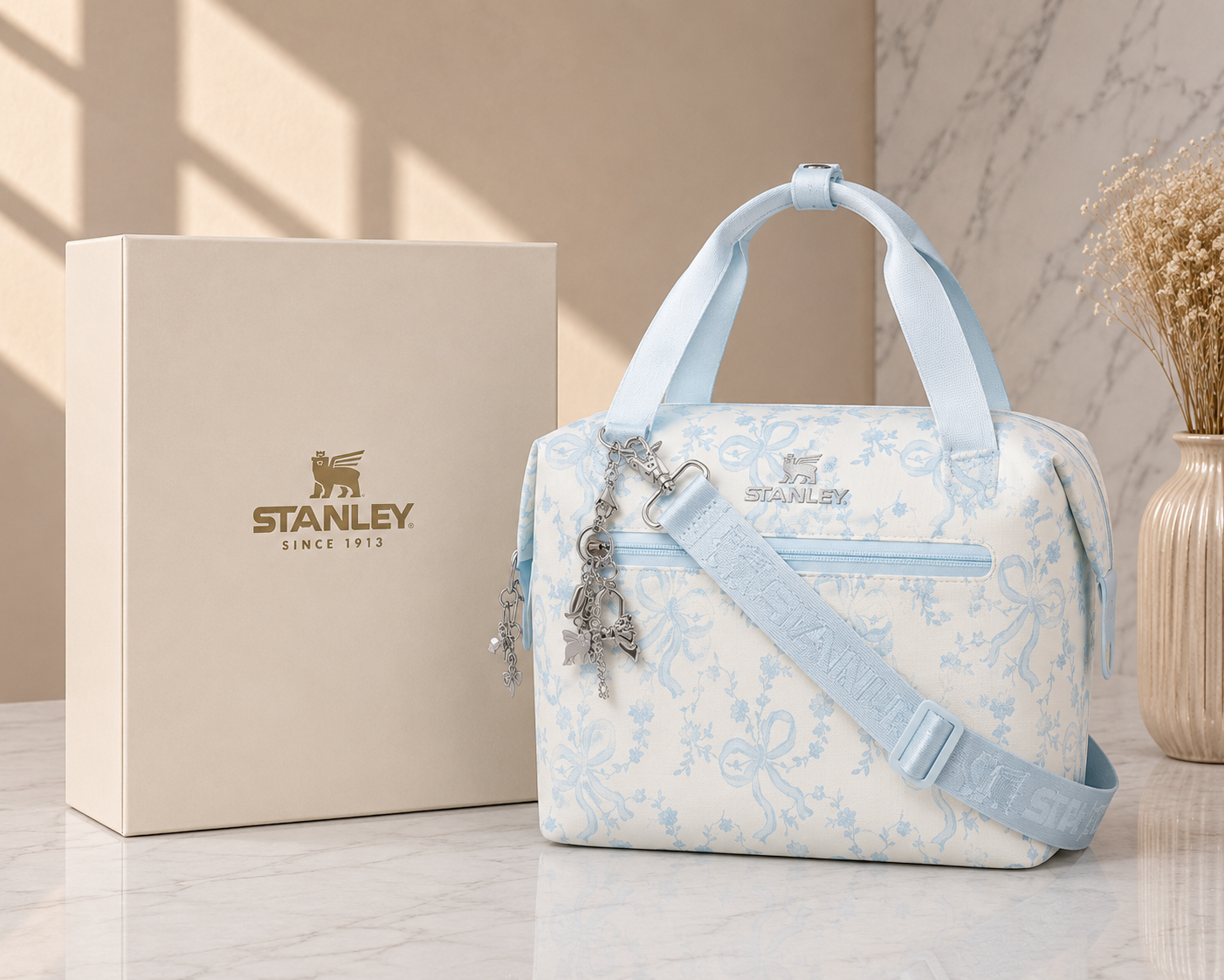 Stanley Soft Cooler Bag – Blue Floral
